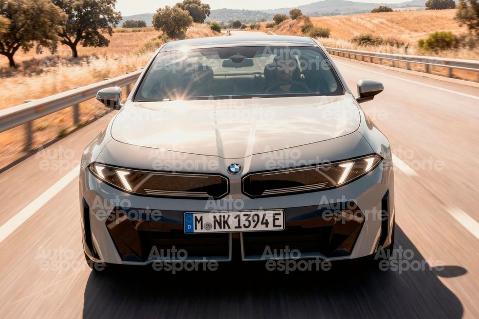Design da dianteira do novo Série 3 será inspirado no SUV ix3 — Foto: Reprodução/Motor.es