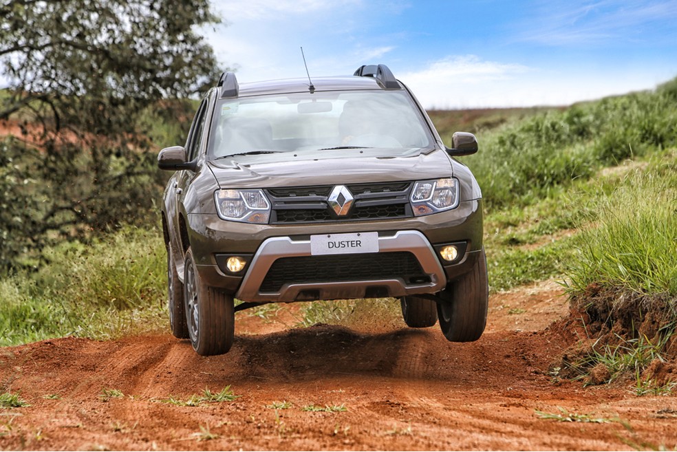 Renault Duster 2016 pode ser encontrado entre R$ 59 mil e R$ 63 mil na versão Dynamique 2.0 — Foto: Auto Esporte