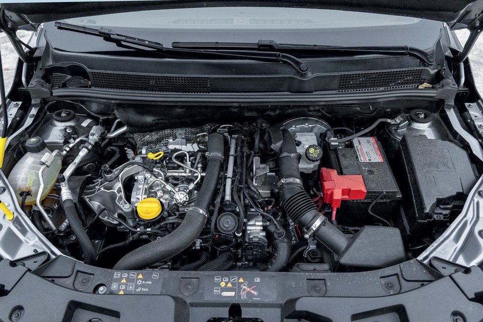 Conjunto mecânico do Kardian oferece mais agilidade que o Duster 1.6 aspirado — Foto: Renato Durães/Autoesporte