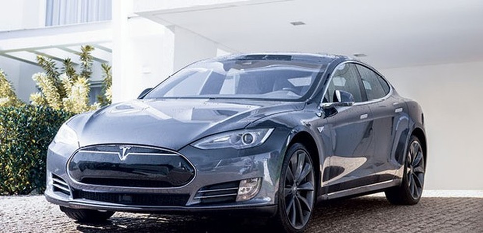 O exterior do Tesla Model S (Foto: Rafael Paixão) — Foto: Auto Esporte