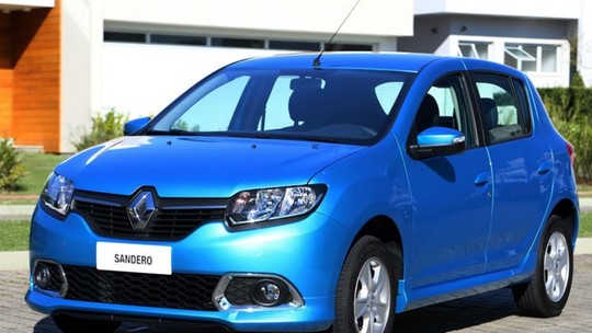 Novo Sandero ganhará versão  com câmbio automatizado em setembro