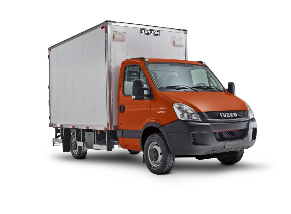 Iveco Daily 35S14 — Foto: Divulgação