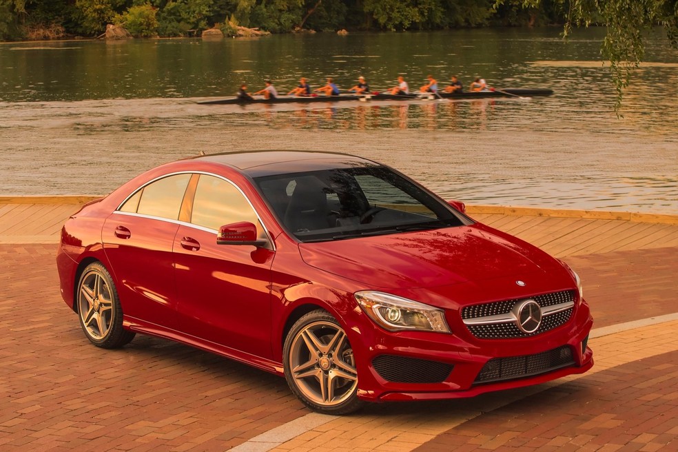 Mercedes-Benz CLA 250 tem desempenho digno de esportivo — Foto: Divulgação/Mercedes-Benz