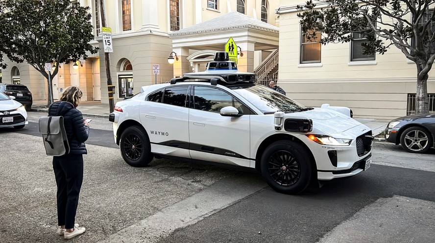 Carro autônomo da Waymo, empresa do Google