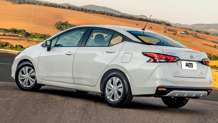 Nissan Versa Sense - É um carro novo, mas com motor desatualizado. Diferença pequena de preço justifica a compra da versão Sense CVT