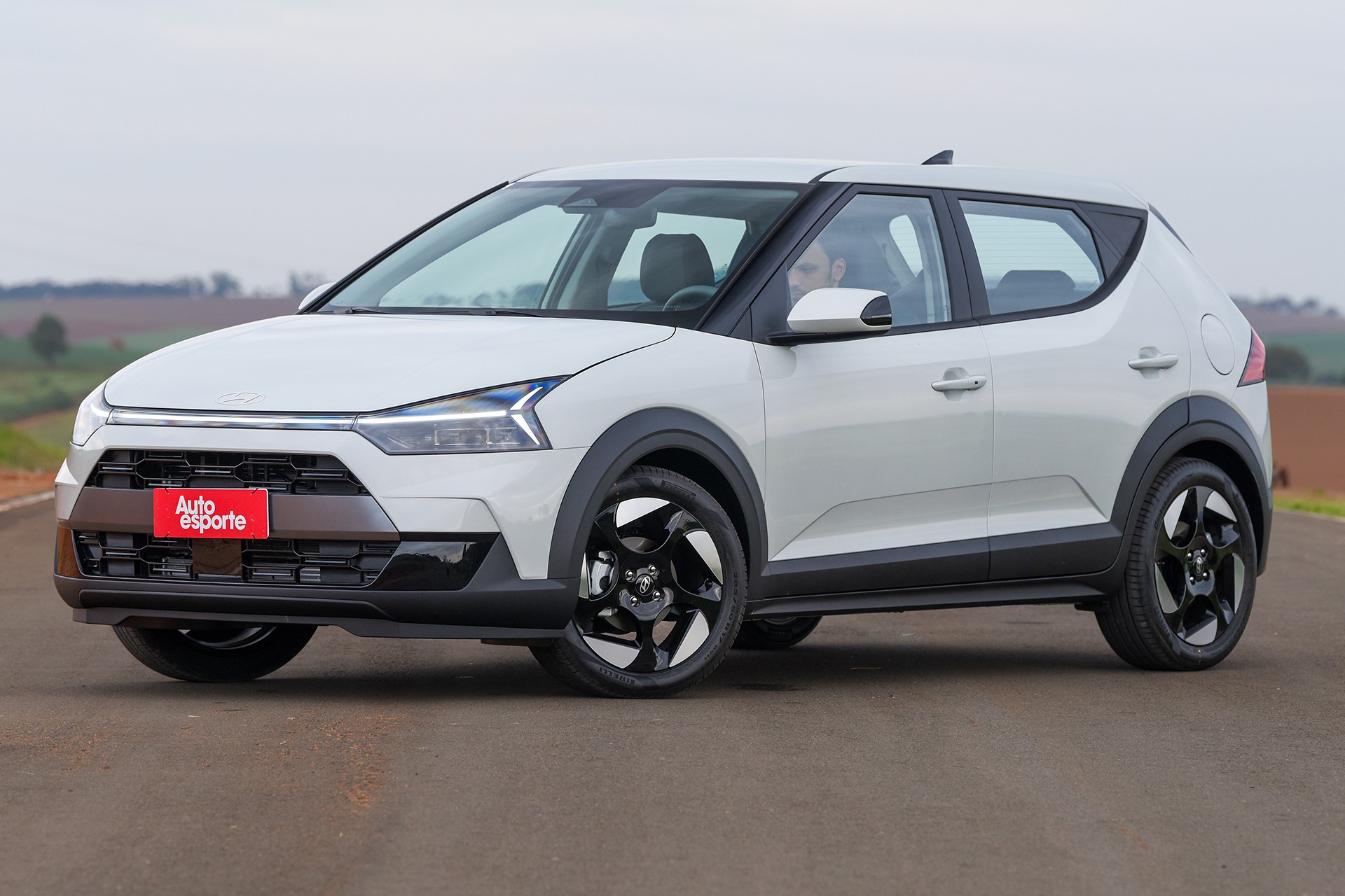 Hyundai i20 resolve um dos pontos mais criticados do HB20, mas ignora outro