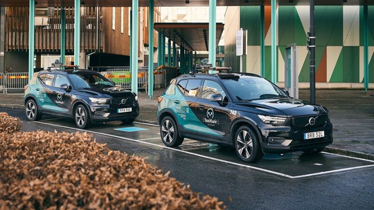 Volvo testa carregamento sem fio para carros elétricos na Suécia