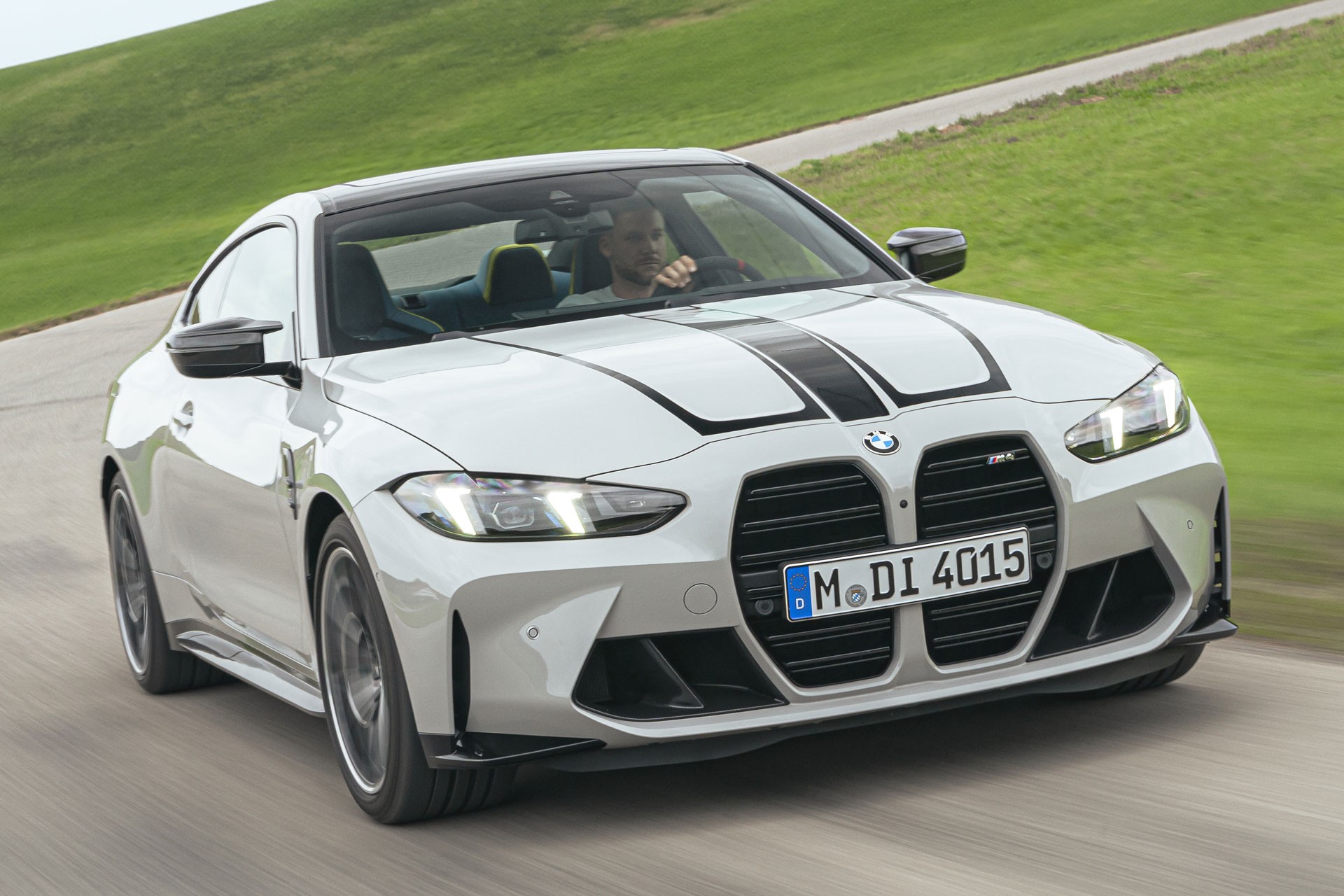 Novo BMW M4 Competition virá ao Brasil e preço será próximo de R$ 1 milhão