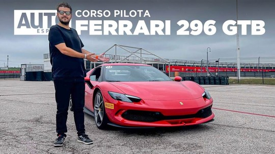 Vídeo: aceleramos uma Ferrari de 830 cv em um circuito de F1!