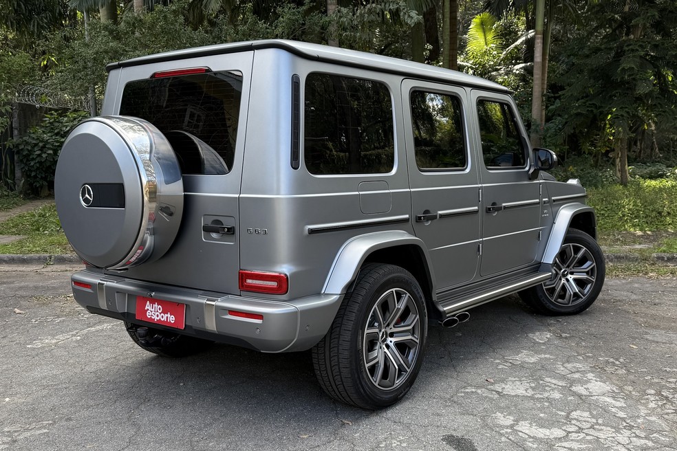 Quer uma capa diferenciada para cobrir o estepe? A Mercedes oferece... — Foto: Cauê Lira/Auto News Brasil