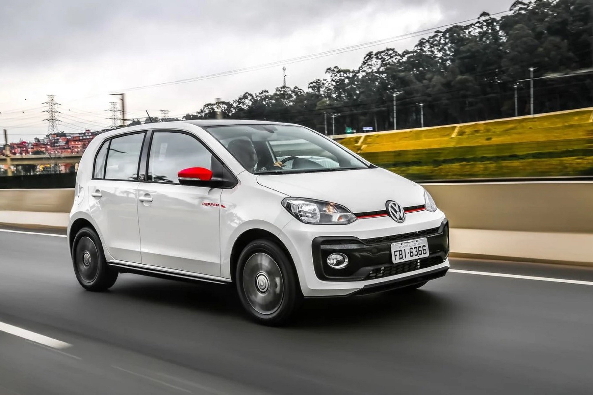 Fiat Mobi e Volkswagen Up!: quatro versões usadas para rodar na cidade