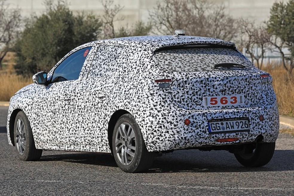 Nova geração do Corsa é a primeira feita depois da venda da Opel para a PSA (Foto: AutoMedia/Auto News Brasil) — Foto: Auto Esporte