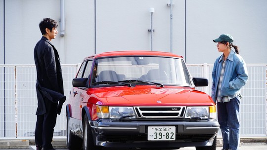 Favorito no Oscar, "Drive My Car" tem Saab 900 Turbo que faria inveja aos carros de hoje