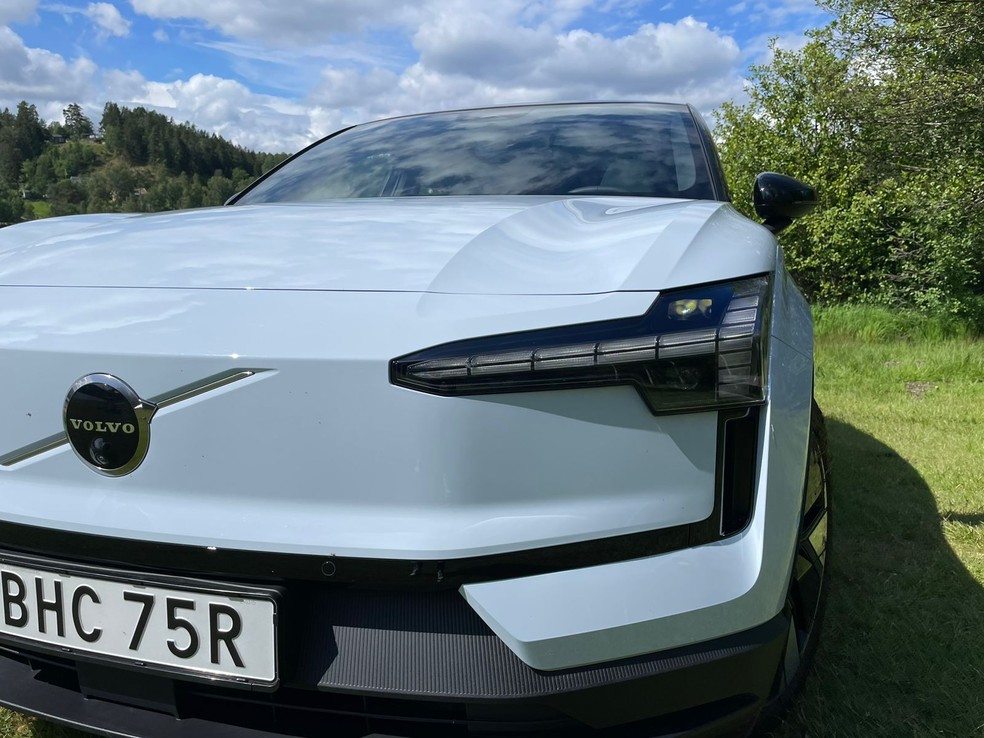 Martelo de Thor agora ocupa todo o formato do farol e não apenas da DRL — Foto: Cauê Lira/Auto News Brasil