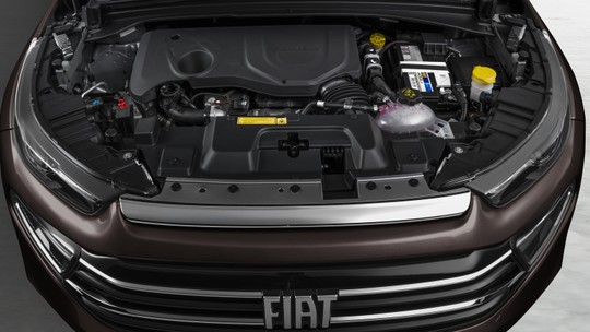 Preconceito do brasileiro fez Stellantis desistir do motor turbo a etanol para Fiat e Jeep
