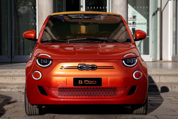 Fiat confirma 500 elétrico no Brasil para fim de 2020