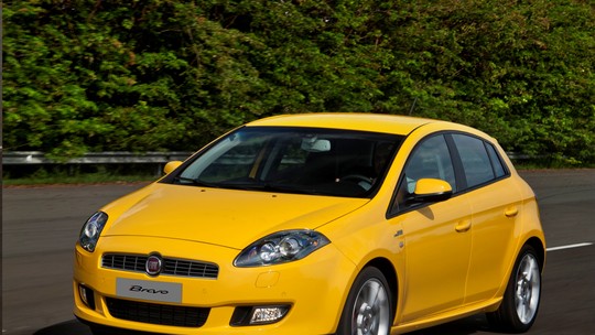 6 carros usados com lista de equipamentos recheada por até R$ 60 mil