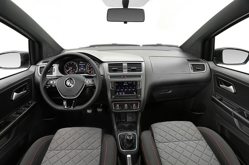 Volkswagen Fox Xtreme 2018 interior (Foto: Divulgação) — Foto: Auto Esporte