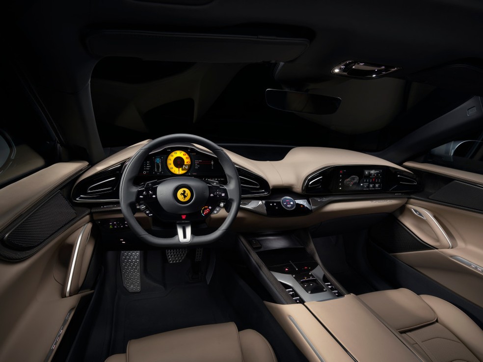 Interior da Ferrari Purosangue é todo de couro — Foto: Divulgação