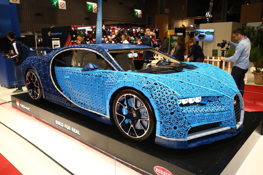 Bugatti Chiron de Lego no Salão de Paris 2018 — Foto: Newspress