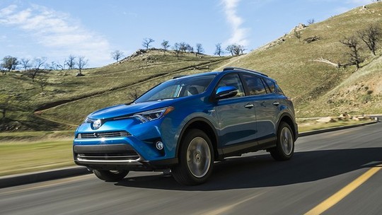 Toyota lança RAV4 2016 em Nova York com versão híbrida