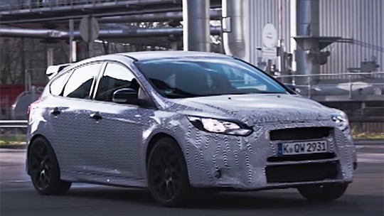 Vídeo: Ken Bloch acelera novo 
Ford Focus RS