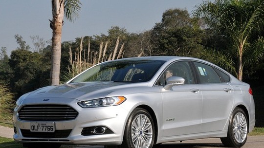 Prestes a ser reestilizado, Ford Fusion é vendido com descontos