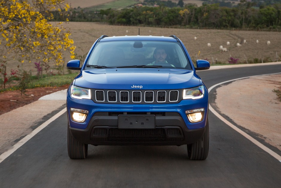Jeep Compass Longitude turbodiesel (Foto: Marcos Camargo)