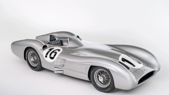 Carro de F1 raro da Mercedes é vendido por R$ 310 milhões e supera Ferrari