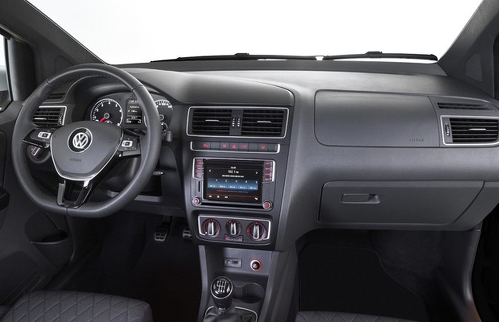 Nova central multimídia do VW Fox (Foto: Divulgação) — Foto: Auto Esporte