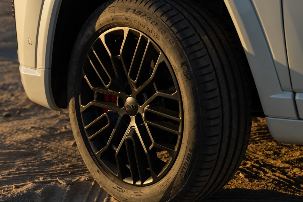 Jeep Commander 2026: preços, versões, equipamentos e consumo