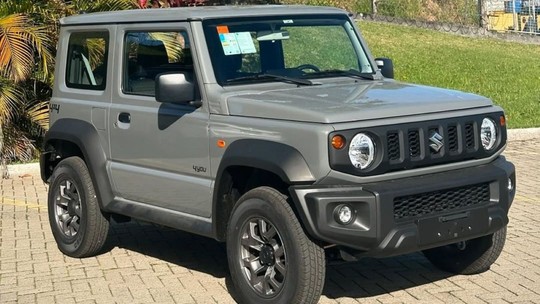 Últimos Suzuki Jimny Sierra são vendidos mais caros que o preço de tabela