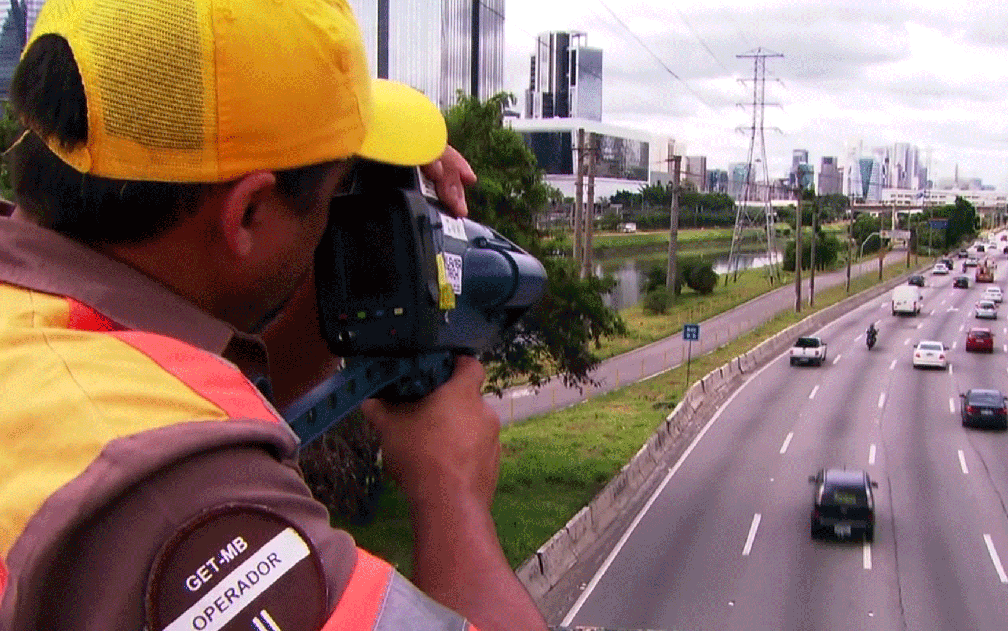 Denatran regulamentou cursos para agentes de trânsito — Foto: TV 3PWEB/Reprodução