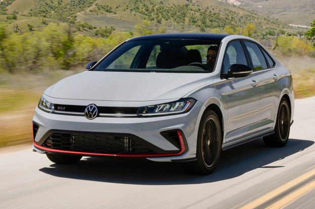 Volkswagen Jetta GLI 2025 apresentado nos Estados Unidos