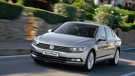 Volkswagen Passat é chamado para dois recalls no Brasil