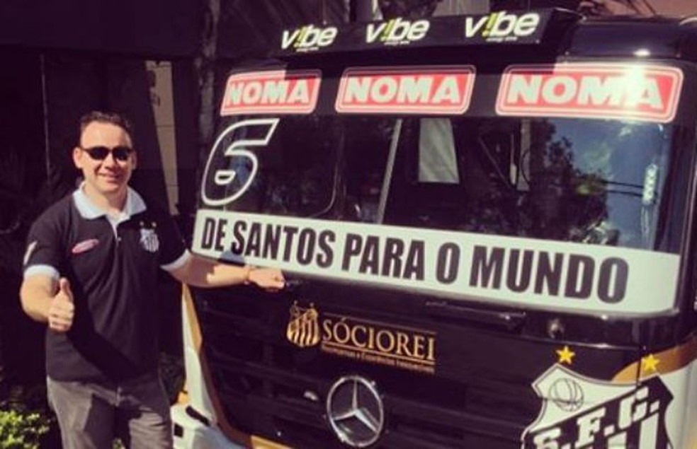 Wellington Cerino posa ao lado de seu caminhão (Foto: Divulgação) — Foto: Auto Esporte