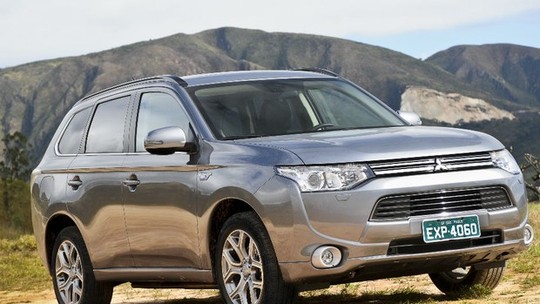 Primeira volta: avaliamos o híbrido Mitsubishi Outlander PHEV 