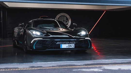 Mercedes entrega o primeiro AMG One para cliente cinco anos depois de sua apresentação; veja o carro