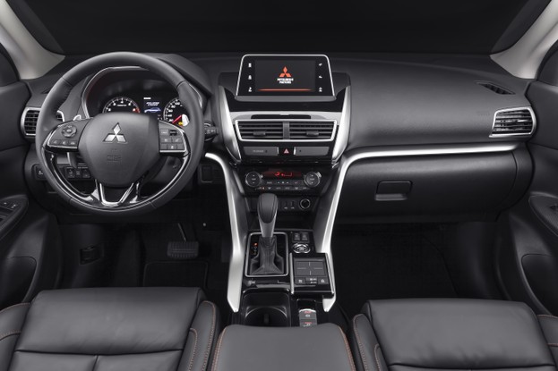 Painel do Mitsubishi Eclipse Cross Sport 2022