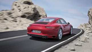 Porsche 911 Carrera 2016