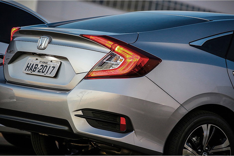 Honda Civic EXL 2017