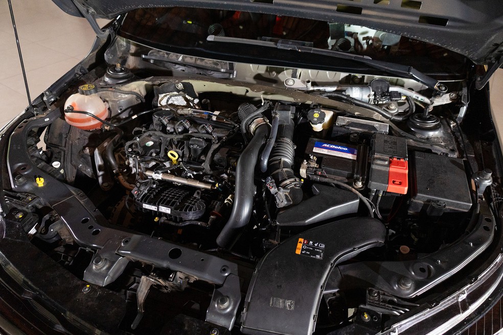 Motor 1.2 turbo do Onix Track Day chega a 150 cv com soluções simples de engenharia — Foto: Renato Durães/Auto News Brasil