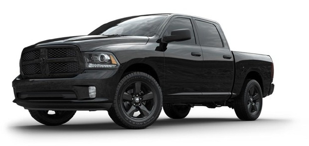 RAM 1500 Black Express 2013 (Foto: Divulgação) — Foto: Auto Esporte