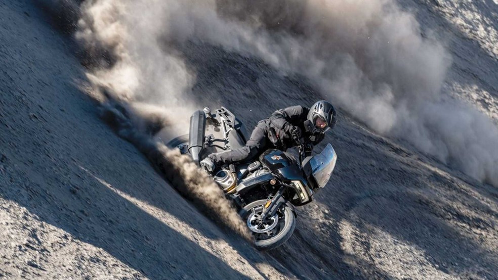 Harley-Davidson Pan America é mais potente que a principal rival — Foto: Divulgação