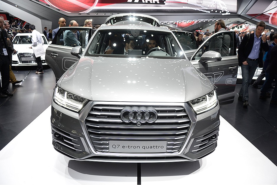 Audi Q7 e-tron quattro no Salão de Frankfurt