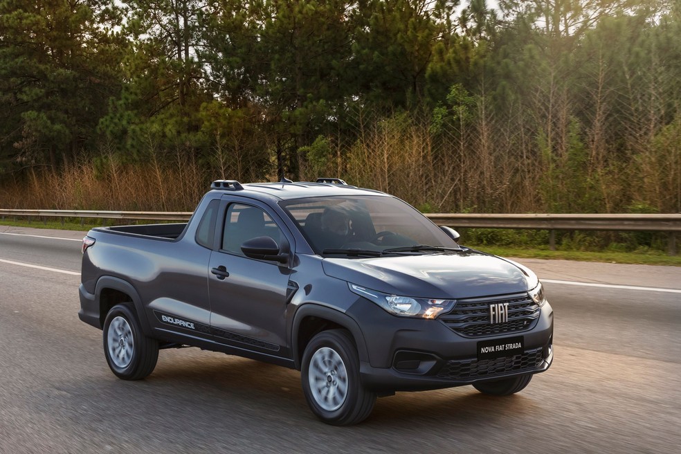 Fiat Strada Endurance Cabine Plus — Foto: Divulgação/Fiat
