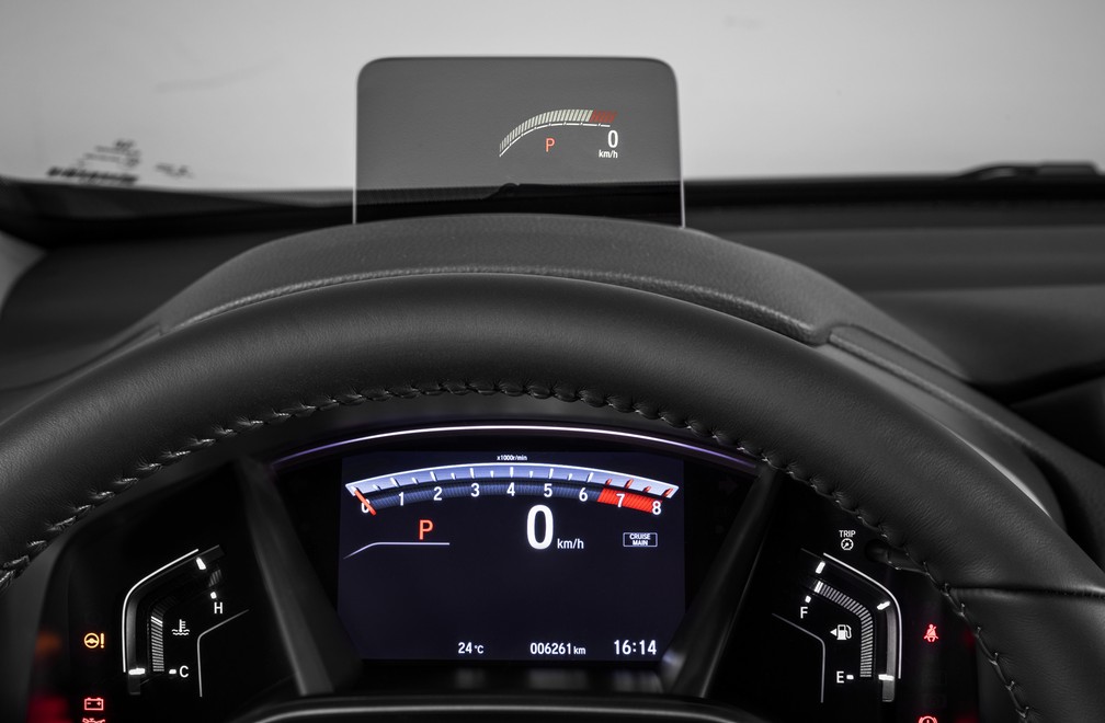 Head-up display do Honda CR-V 2018 — Foto: Honda/Divulgação
