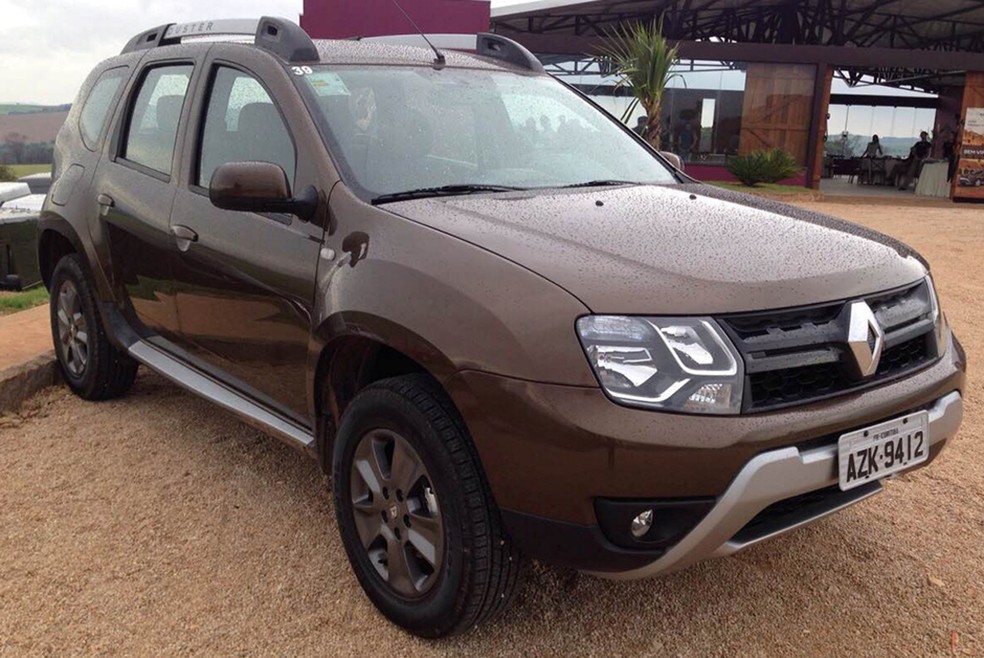 Renault Duster também foi atualizado para receber o câmbio de seis marchas — Foto: Divulgação/Renault