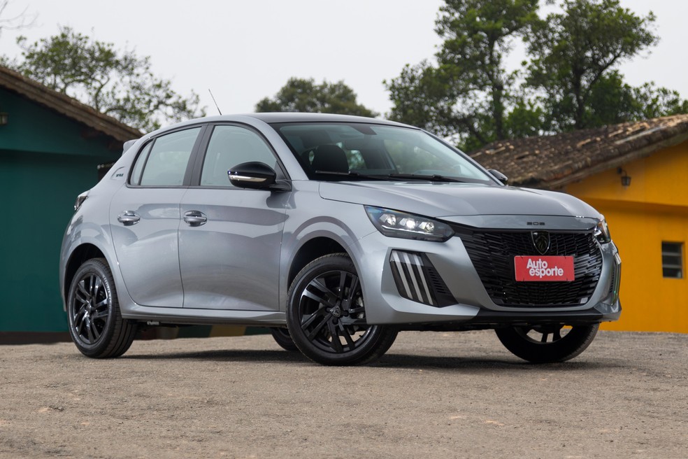 Peugeot 208 Style tem isenção total de impostos para PCD — Foto: Renato Durães/Auto News Brasil