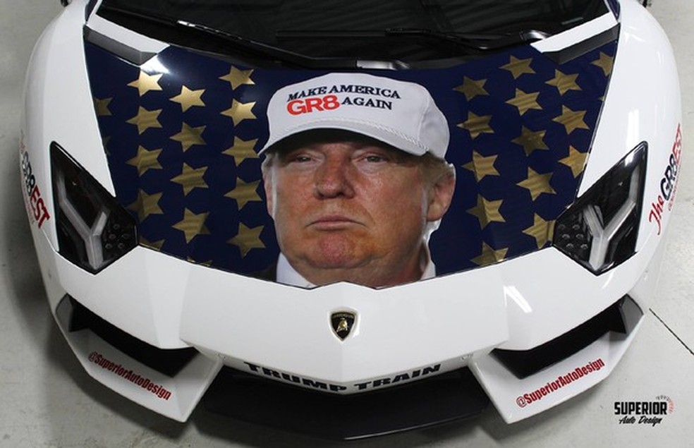 Lamborghini Aventador customizado com o rosto de Donald Trump (Foto: Reprodução/Facebook) — Foto: Auto Esporte